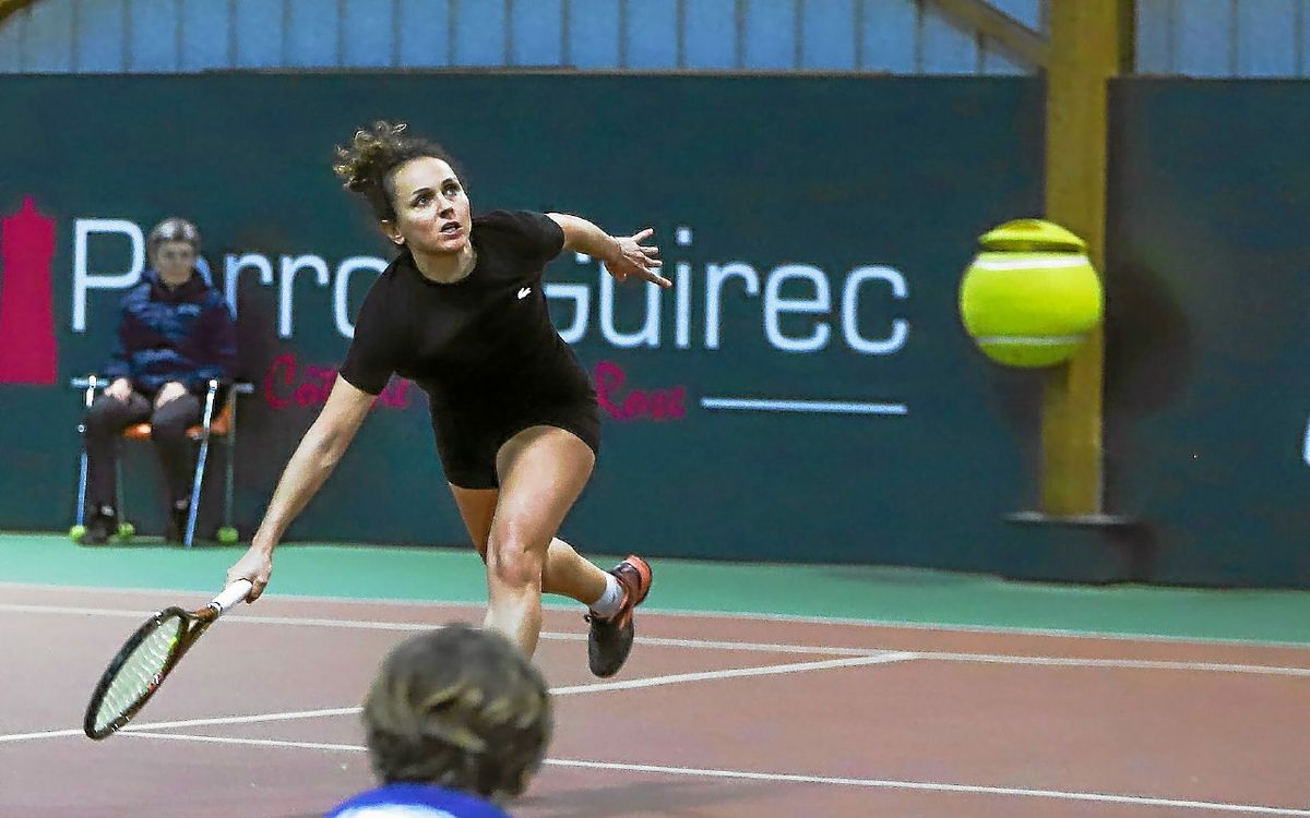 gaëlle desperrier wint de wedstrijd in perros-guirec, een indrukwekkende prestatie die haar talent en doorzettingsvermogen toont.